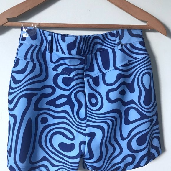 Fashionnova // Lindsee Printed Short Set - XS, Blue - Picture 10 of 14